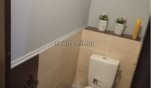Продаж двокімнатної квартири по вулиці Довженка