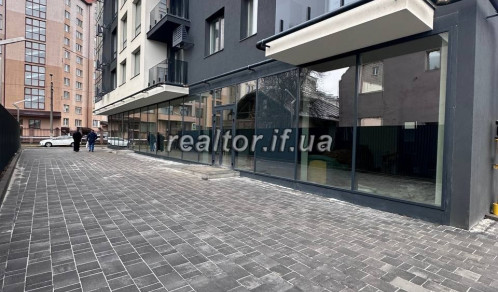 Продаж видової квартири в центрі Івано-Франківська 