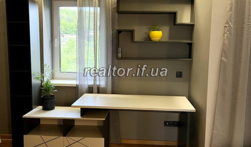 Продаж будинку з ремонтом та меблями в 15 км від Івано-Франківська