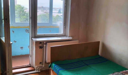 Двокімнатна квартира з індивідуальним опаленнням вулиця Хоткевича
