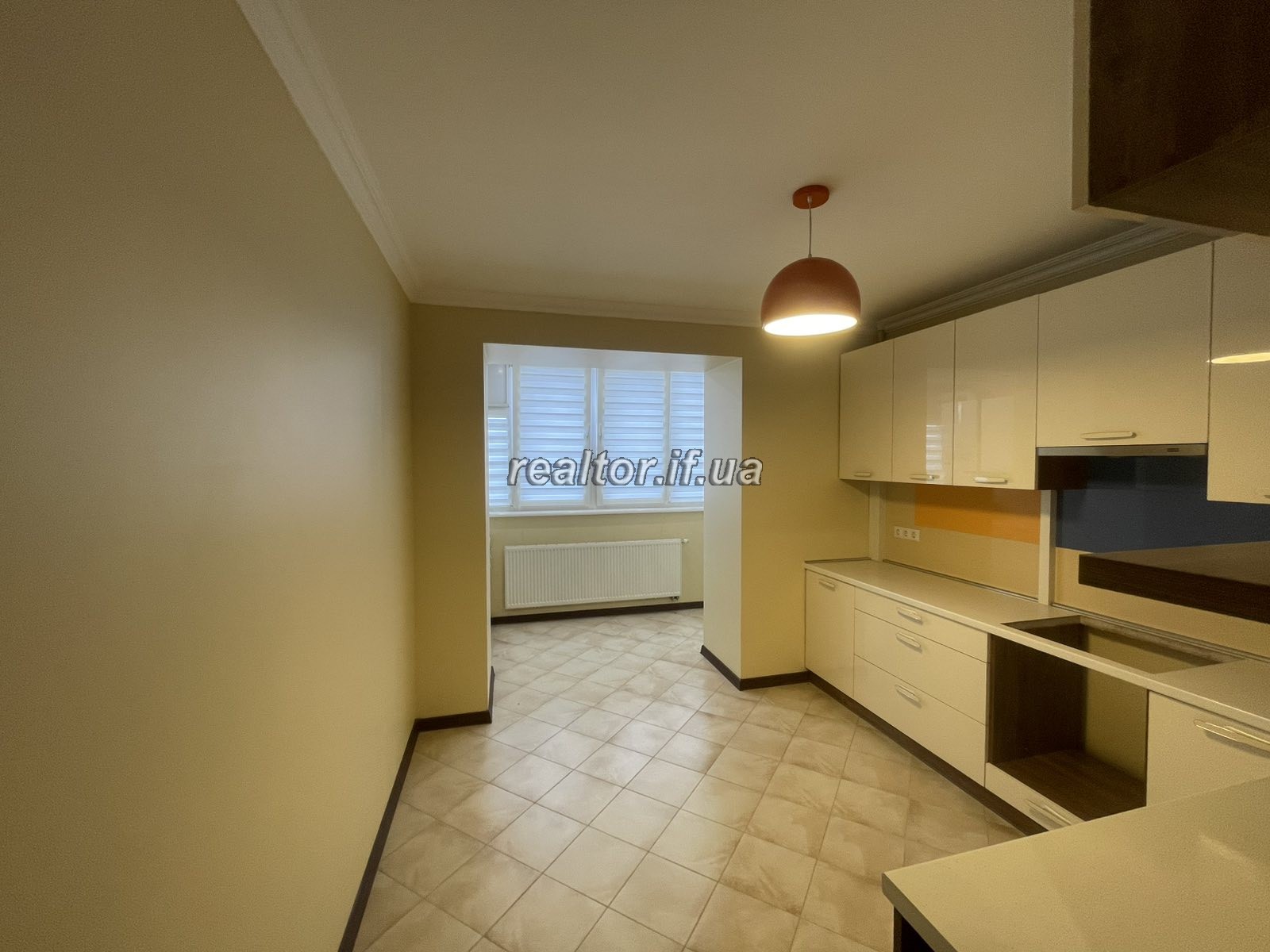 einer Zweizimmerwohnung mit Renovierung in einem Neubau in der Khmelnytskyi-Straße