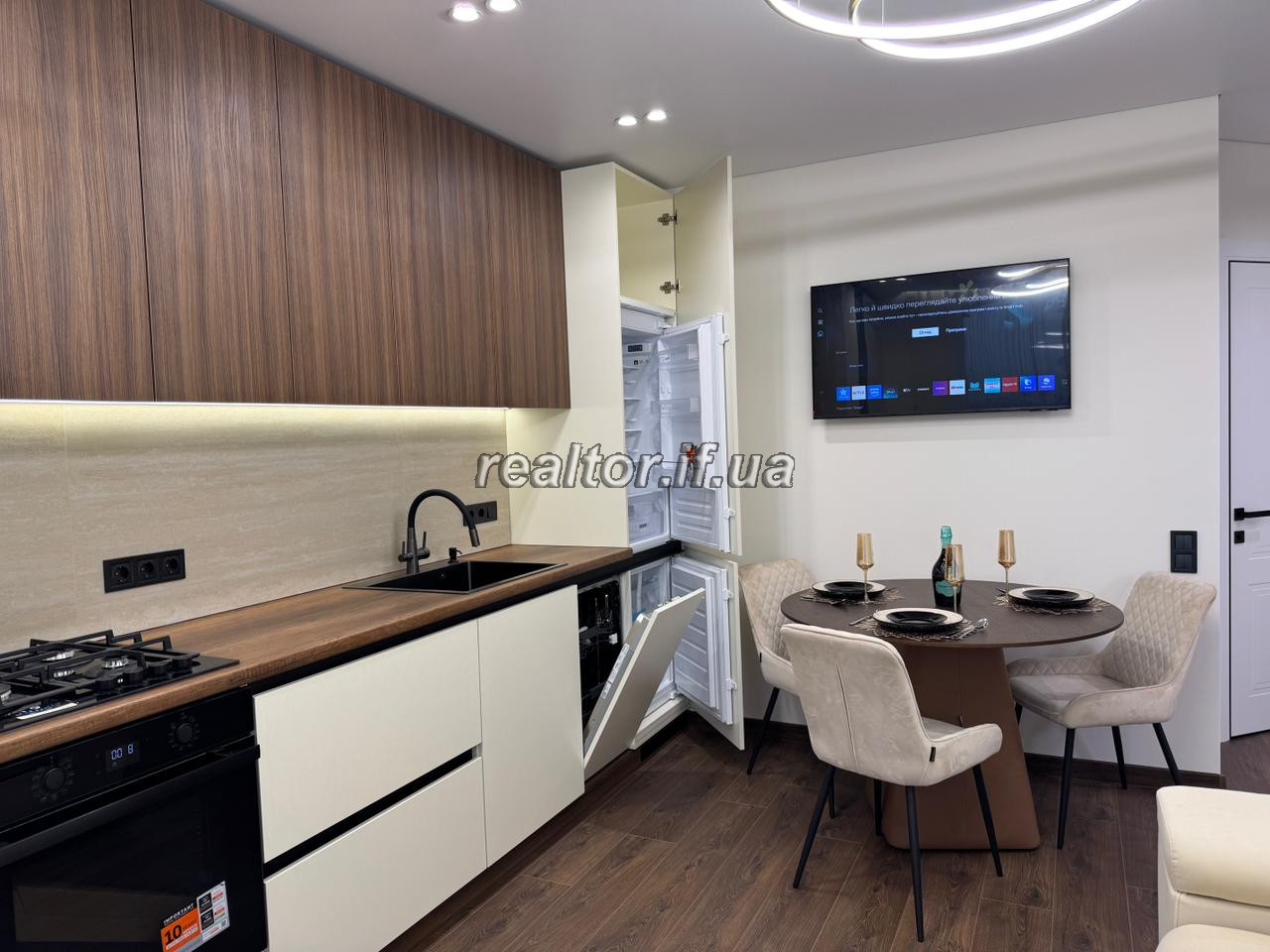 повністю укомплектованої квартири в житловому комплексі Family Plaza