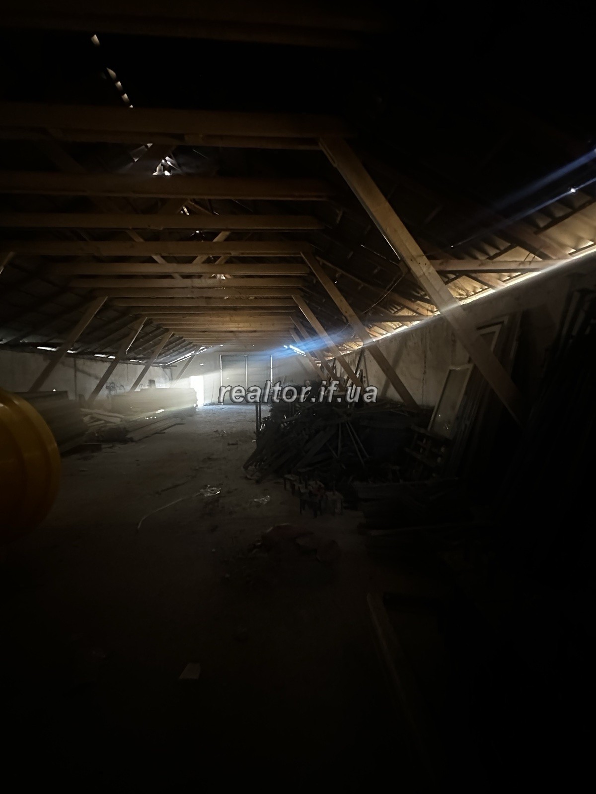 Продам склад 500 м², с. Радча
