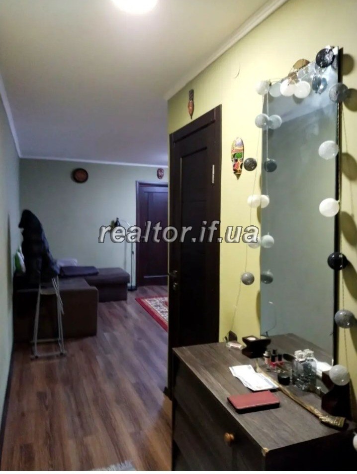 двокімнатної квартири в центральній частині міста, по вулиці Бельведерська. Індивідуальне опалення, кондиціонер, меблі та вся необхідна техніка.